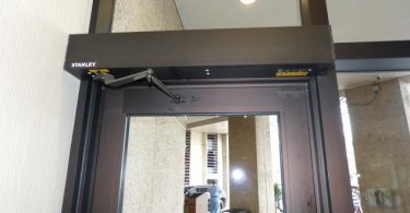 Residential Homes: Automatic Doors – The Real Benefits